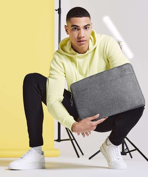 Essential 15" laptop case